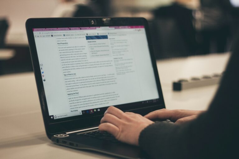 Hiring a Virtual Assistant for Blog Management: The Complete Guide