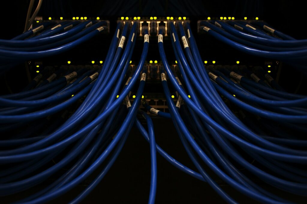 Why Is My Internet Fast but Downloads Are Slow? 10 Causes and Fixes